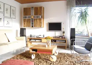 Hifi-Ensemble aus Nussbaum