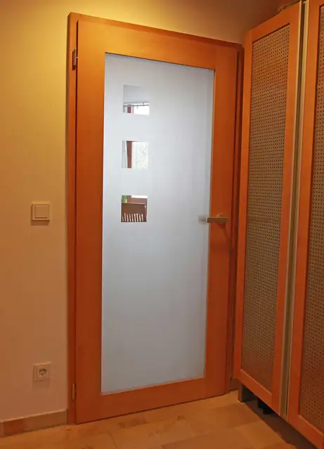 GEsanstrahltes Glas als Türfüllung GEsanstrahltes Glas als Türfüllung