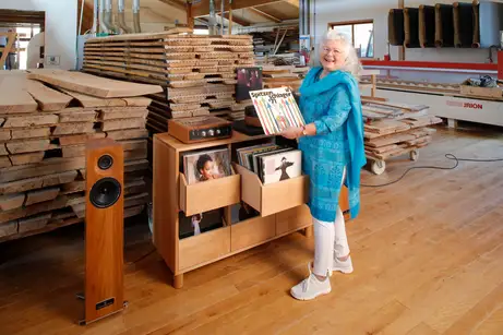 Schubladenschrank für Schallplatten