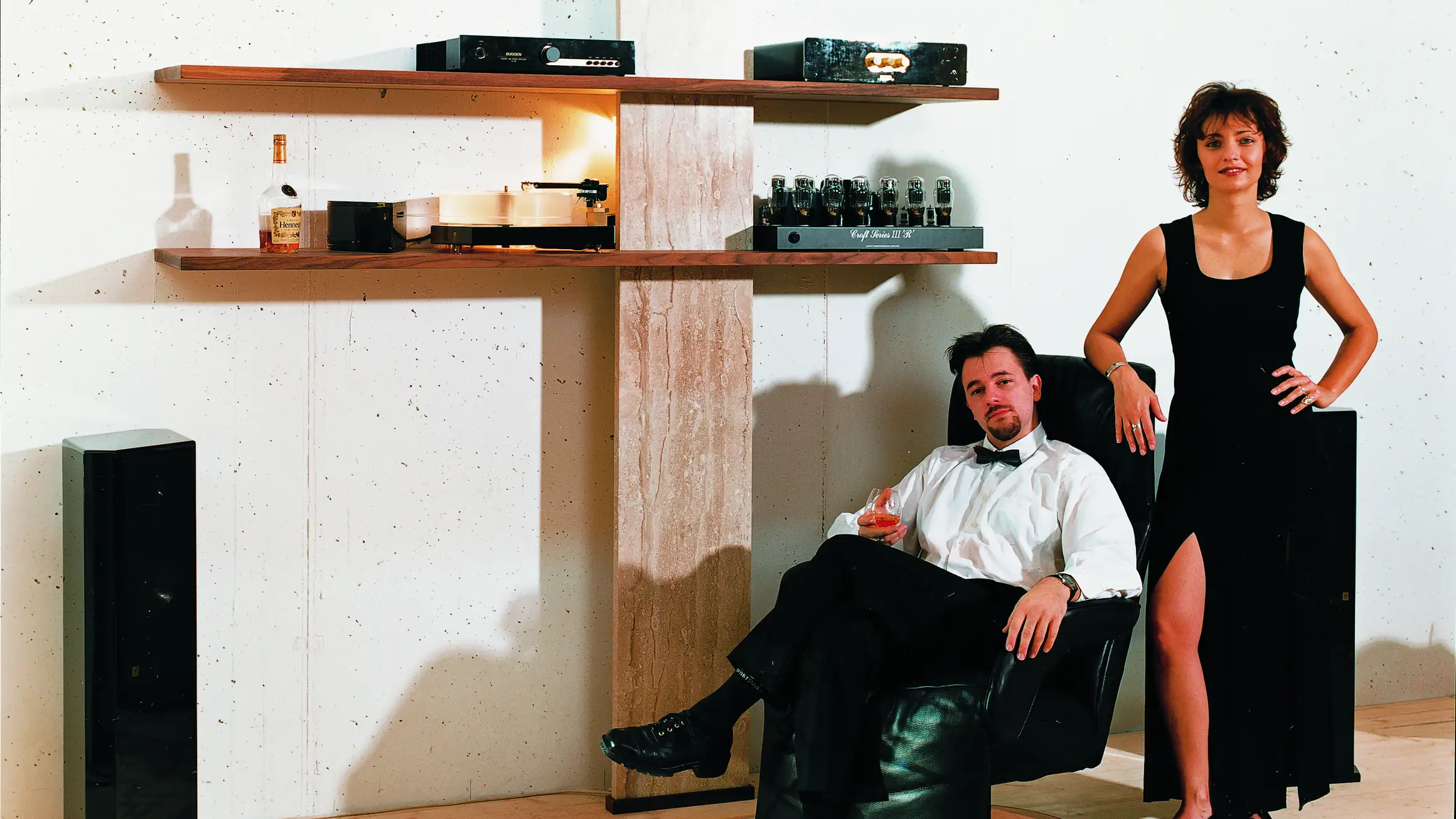 Hifimöbel in allen Varianten Hifimöbel in allen Varianten