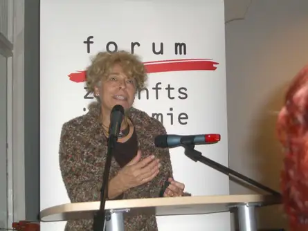 Rede von Gesine Schwan beim Preis der Arbeit
