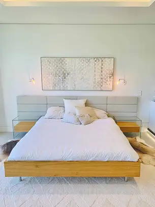 Hellgraue Lederpolsterung