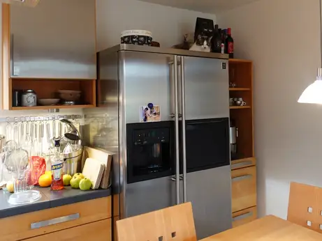 GE Kühlschrank mit Wasser- und Eiswürfelspender