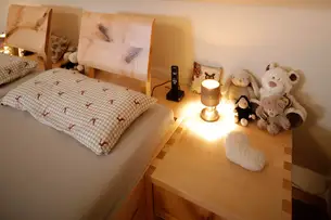 Gezinkte Nachrkästchen aus Ahorn 