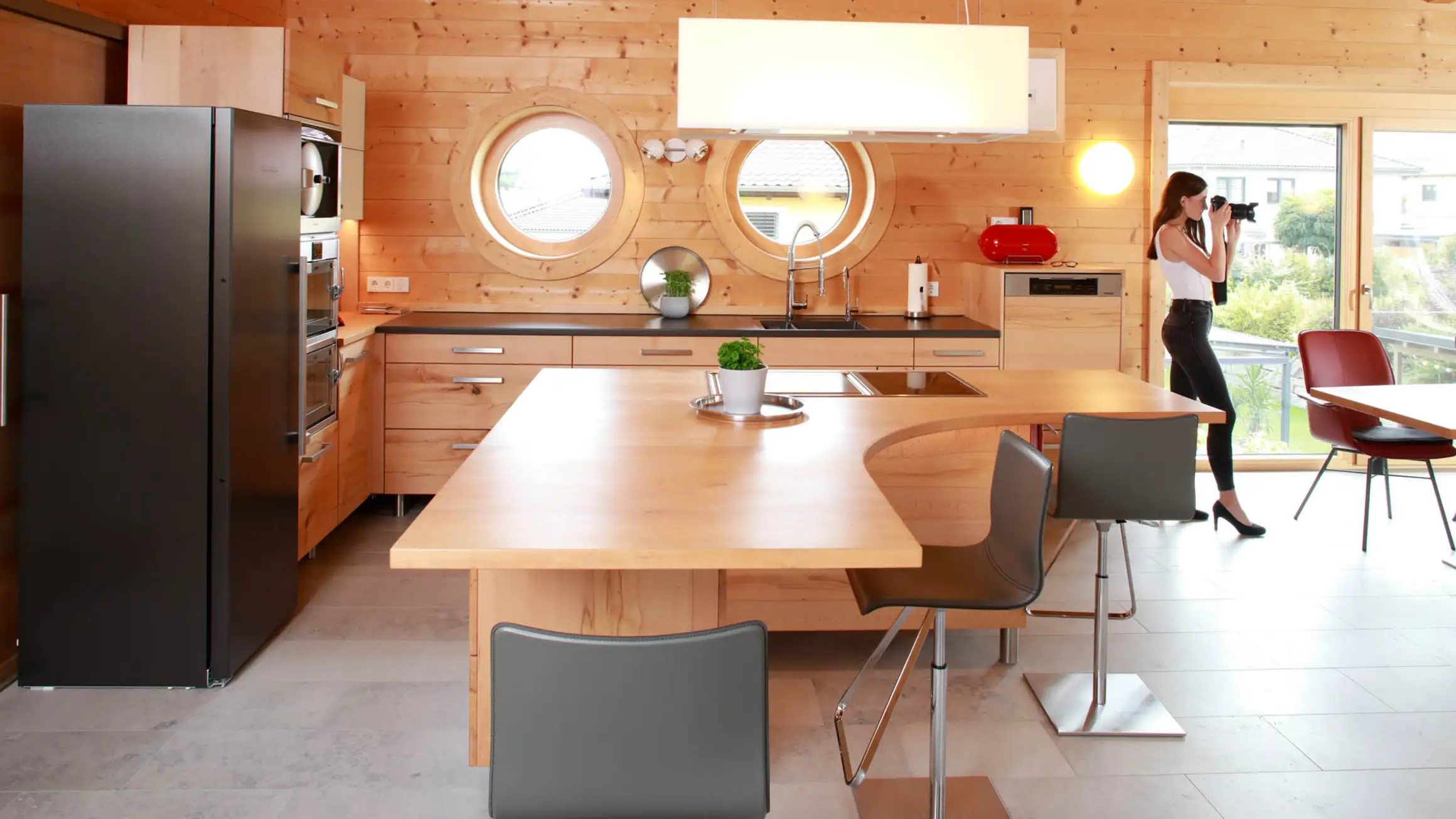 Kompletteinrichtung im Blockhaus in Neustadt/Aisch Kompletteinrichtung im Blockhaus in Neustadt/Aisch