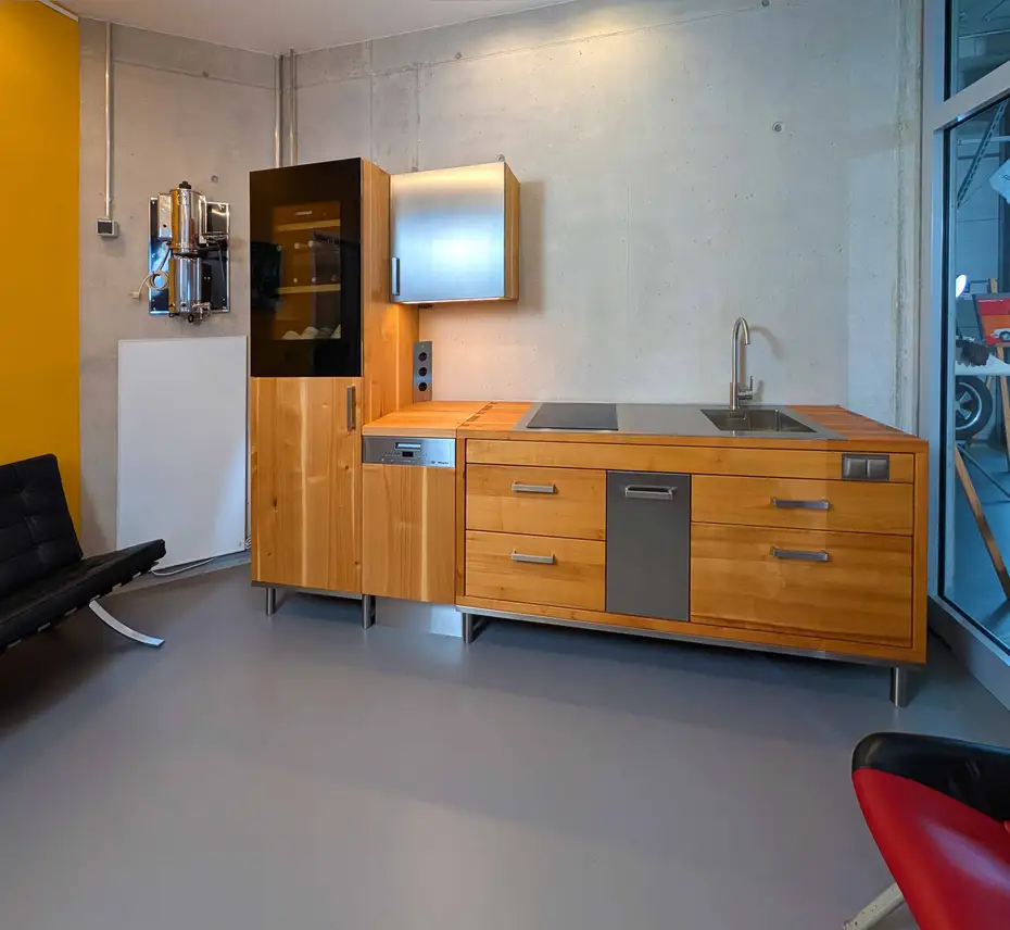 Massivholzküche in Kirschbaum mit Edelstahl 