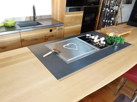 TEpanyakikochfeld in Keramik, in Holz 