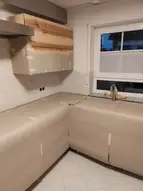 Küchenschutz vor dem gefürchteten Fliesenleger