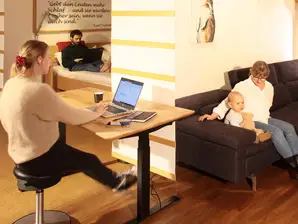 Papa, Mama, Kind und Oma Papa, Mama, Kind und Oma