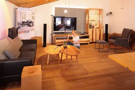 Massivholzwohnzimmer aus Elsbeere Massivholzwohnzimmer aus Elsbeere