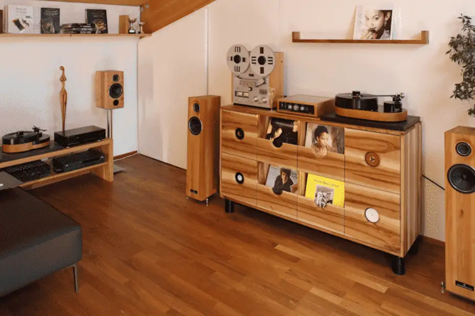 Schallplattenschrank für die Hifi-Anlage 