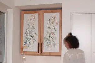 Kunst in der Möbeltür 