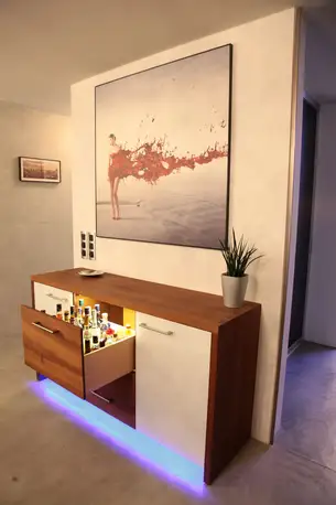 Sideboard in Thermobuche als Barschrank 