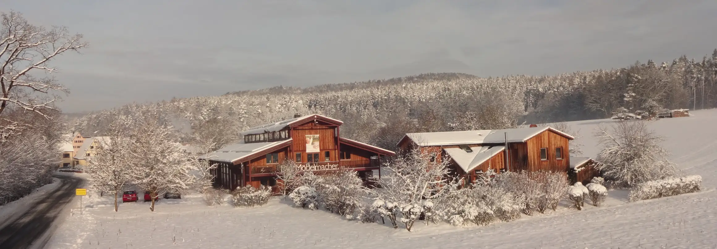 Einzelanfertigung von nachhaltigen Küchen und Möbeln Fertigung von nachhaltigen Küchen und Möbeln