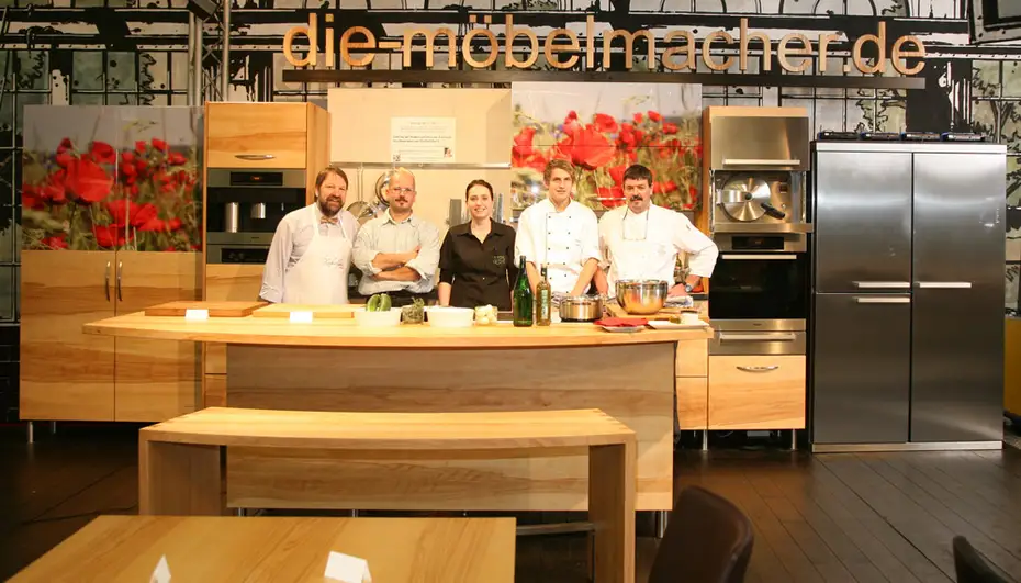 Massivholzküche aus rotkerniger Buche von den Möbelmachern aus Unterkrumbach in Franken