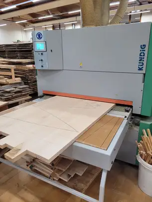 Rohplatte des höhenverstellbaren Schreibtisches und Esstisches 